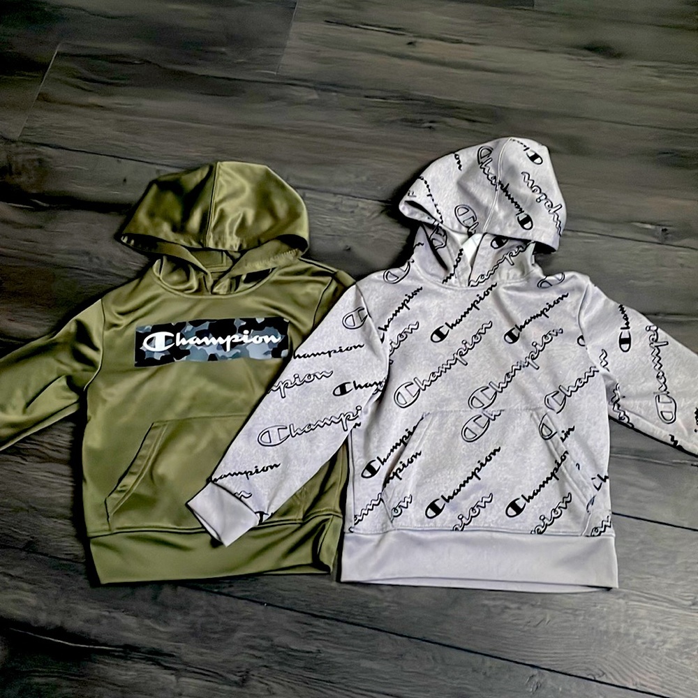Bundle of 2 Champion hooded sweatshirts size 5/6